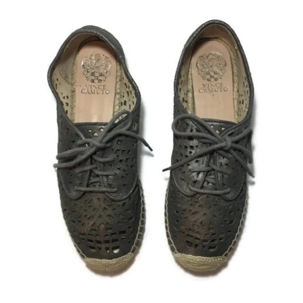 Vince Camuto Metallic Cutout Espadrille Sn…